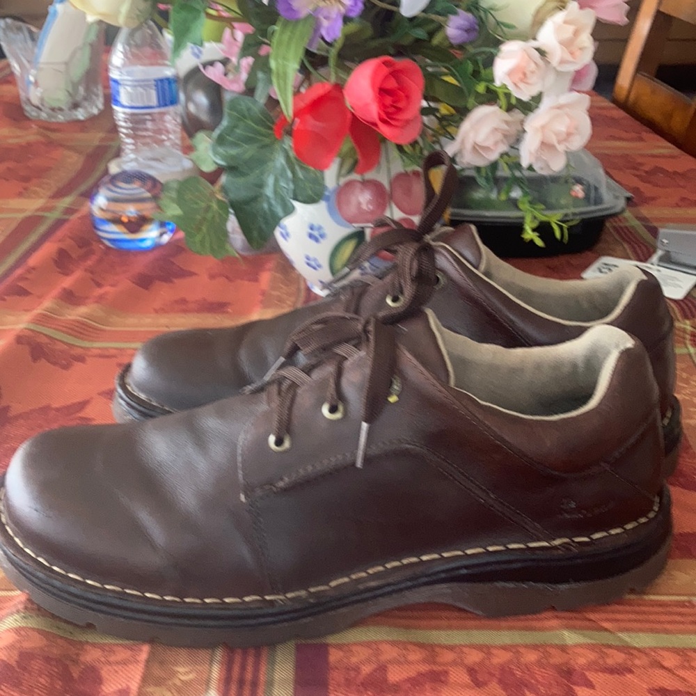 Dr. Martens Oxford brown shoes.